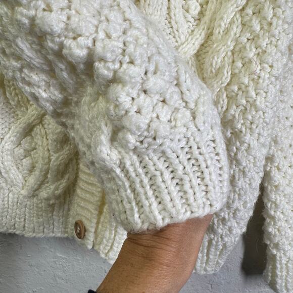 UNO & UNA Cardigan Medium Vintage Sweater Cable Knit Granny Irish Fisherman - Picture 8 of 12